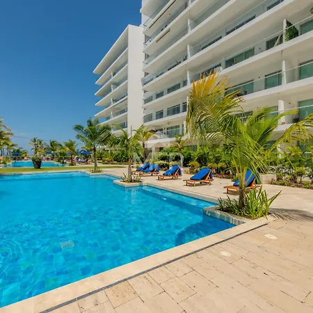 Morros Epic 2 Bedrooms Beachfront By Inmobiliaria Mfr *