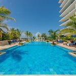 Morros Epic 2 Bedrooms Beachfront By Inmobiliaria Mfr